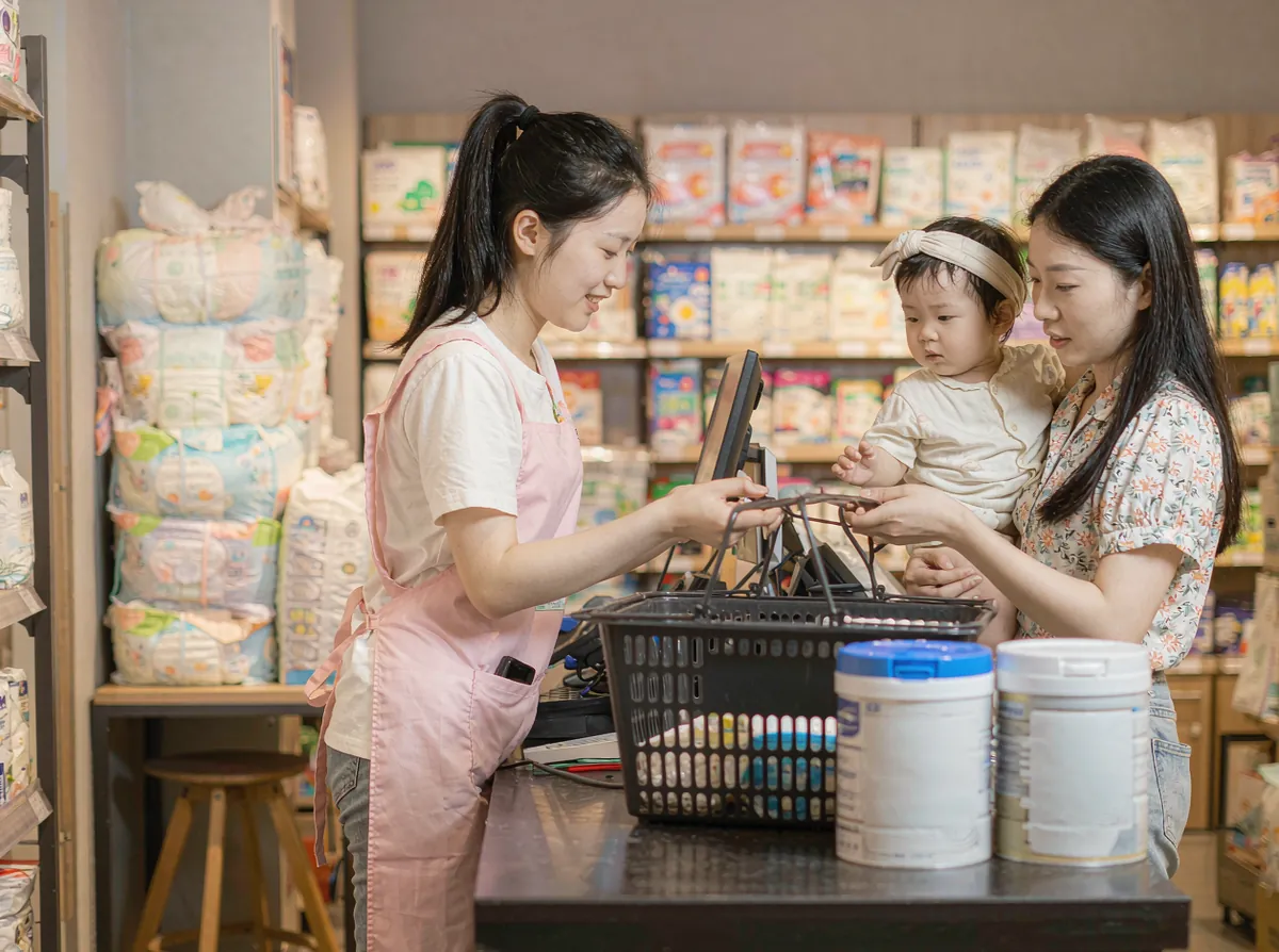 母婴连锁门店运营与育儿顾问随访系统应用场景
