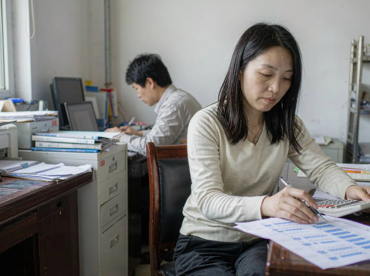 中国企业的计费运营人员在后台配置多产品计费规则