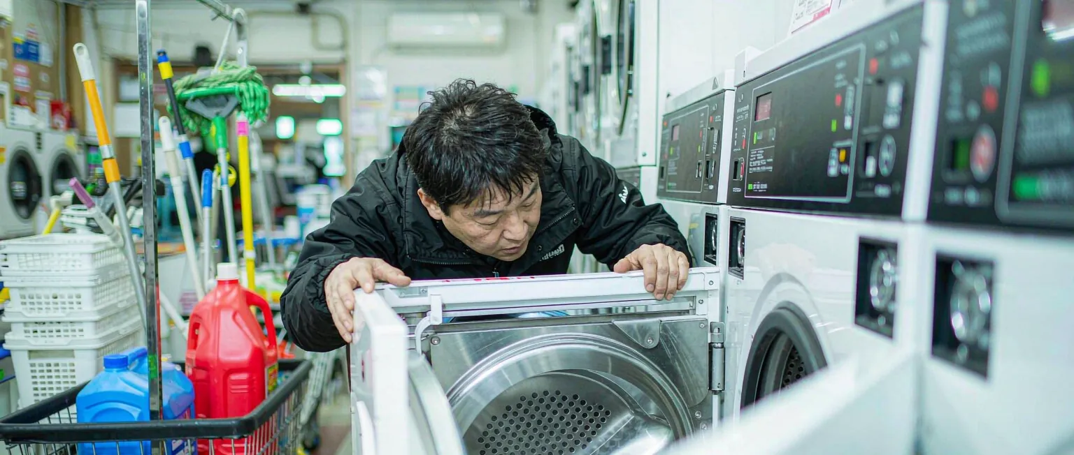 共享自助洗衣门店运营管理系统一线作业实景