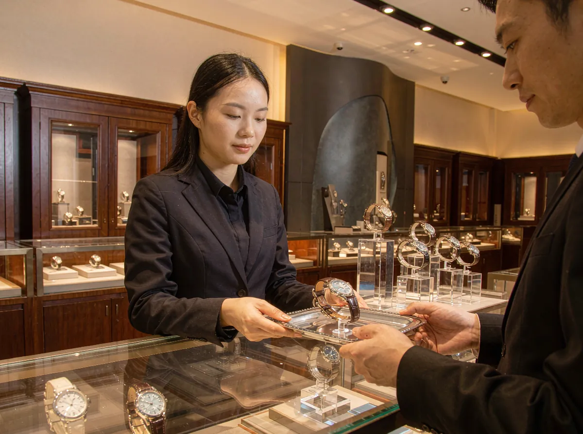 钟表门店销售与维修工单管理系统应用场景